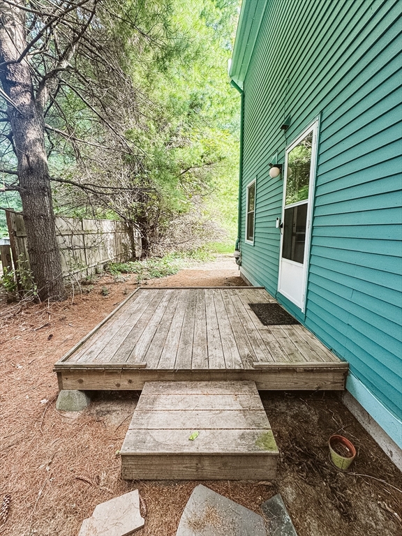 5 Hedgerow Lane, Unit 7 Amherst, MA 01002 - Photo 3 of 15 Gallery Image 3