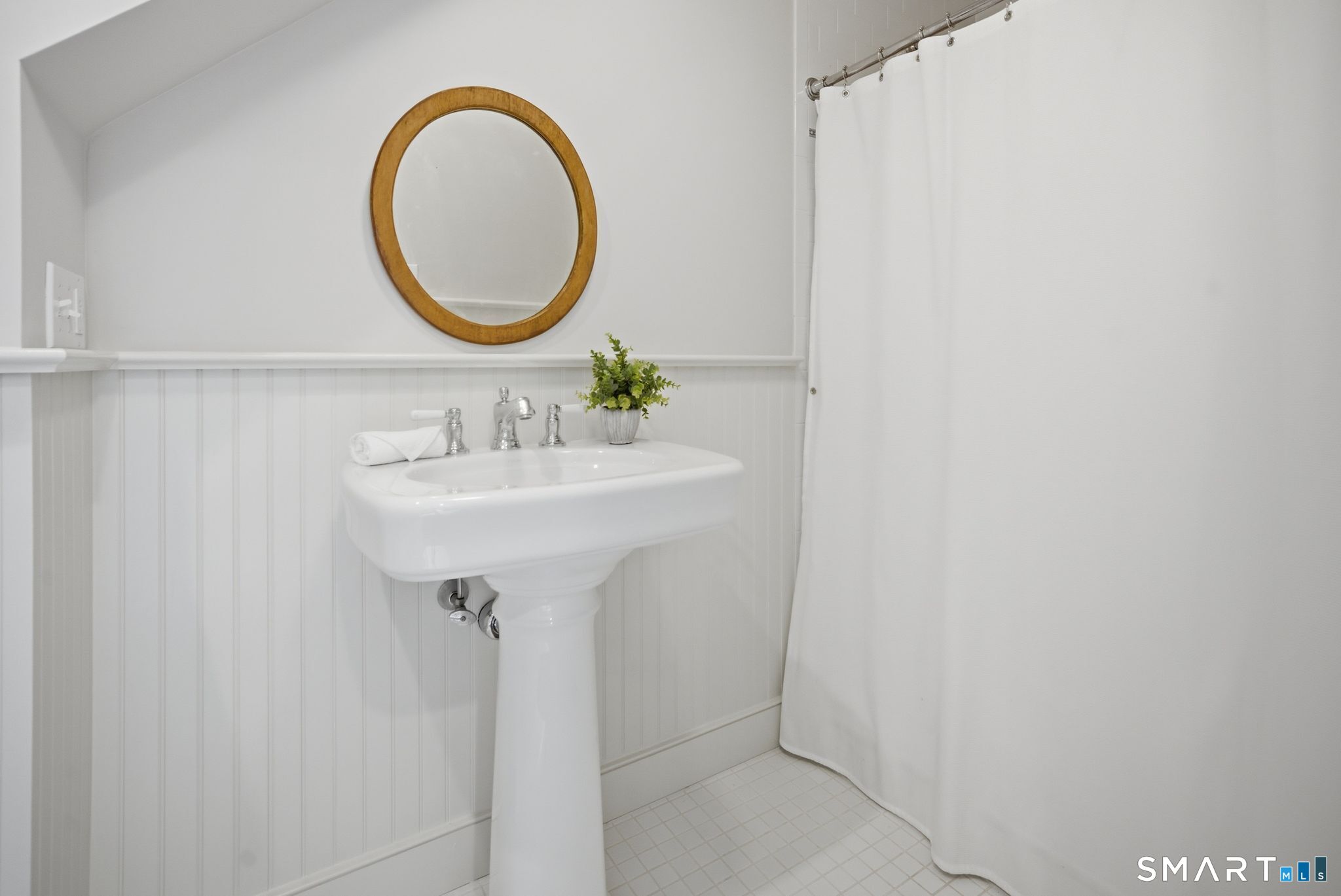 3808 Redding Road Fairfield, CT 06824 - Photo 30 of 39