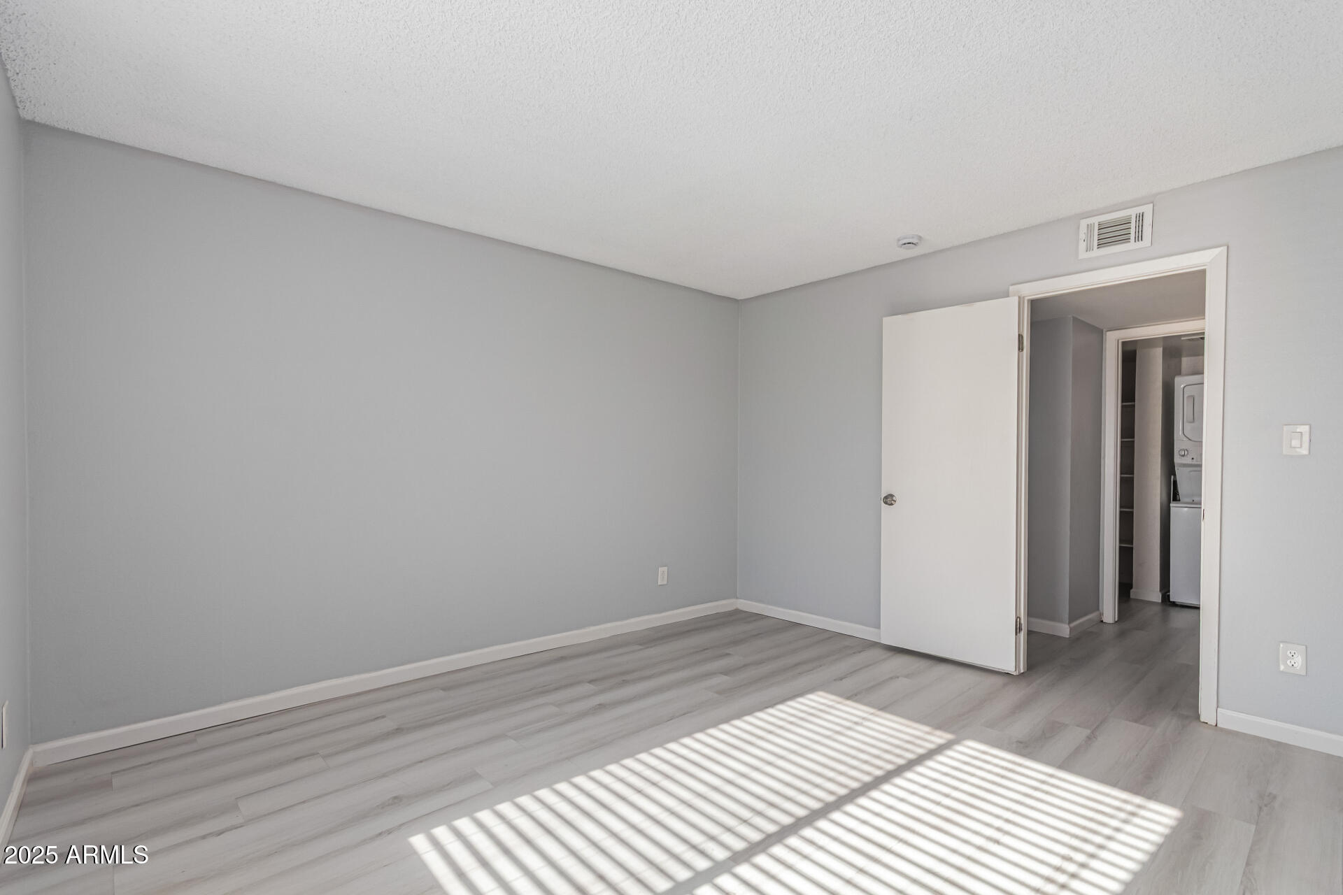 4730 West Northern Avenue, Unit 1087 Glendale, AZ 85301 - Photo 23 of 34 a view of an empty room