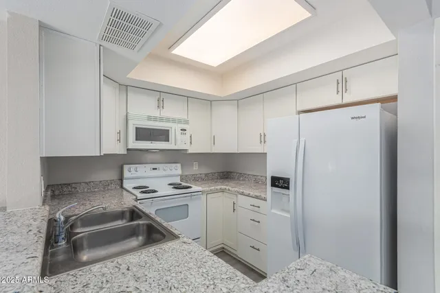 $1,500 | 4730 West Northern Avenue, Unit 1087, Glendale, AZ 85301