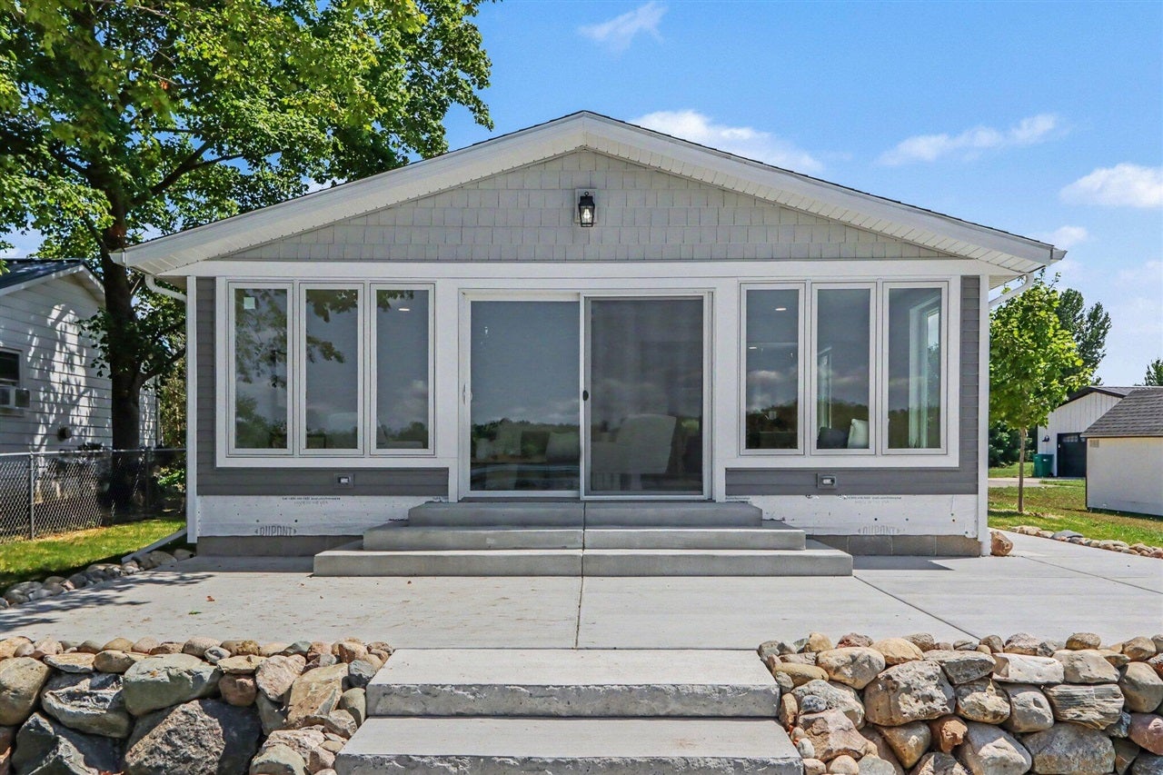 52070 Lake Avenue Three Rivers, MI 49093 - Photo 25 of 30 Gallery Image 25