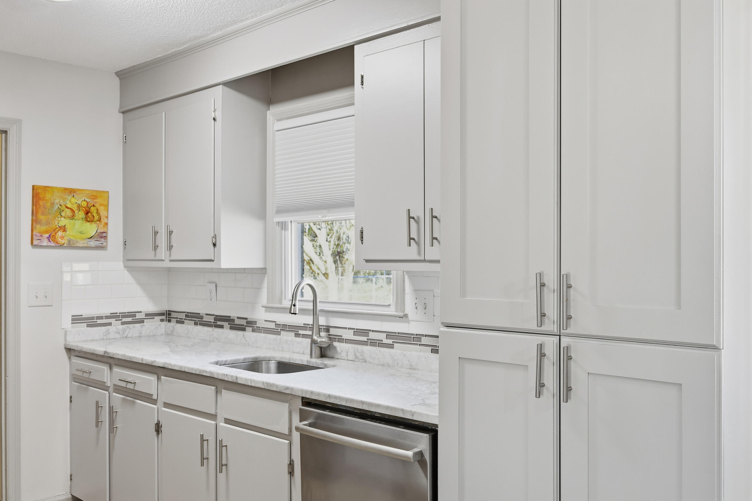 121 Aylesbury Road Goose Creek, SC 29445 - Photo 11 of 33 22__i2a3858