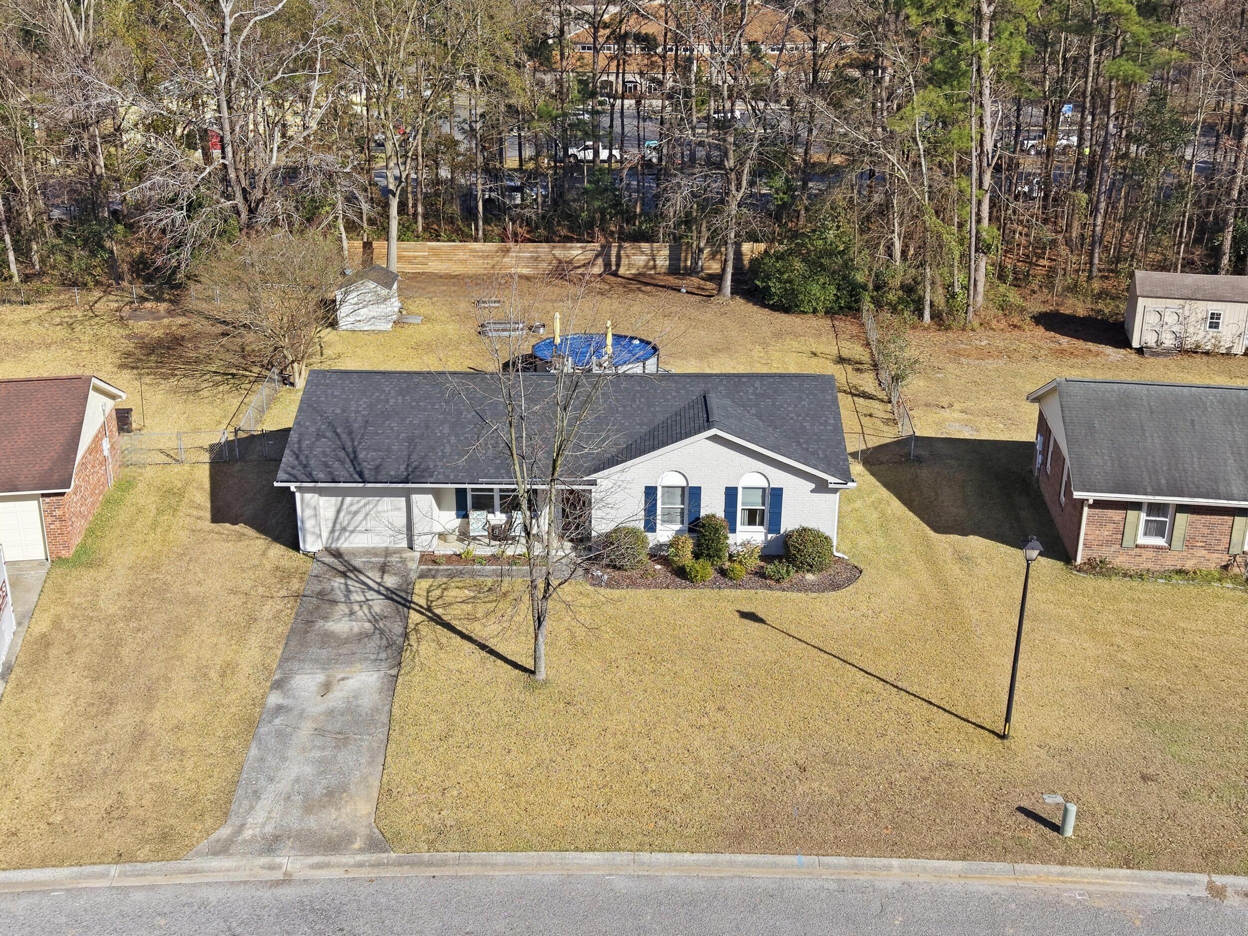 121 Aylesbury Road Goose Creek, SC 29445 - Photo 27 of 33 4__20260105135915