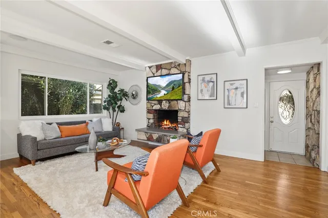 $1,599,000 | 2722 Spreckels Lane, Redondo Beach, CA 90278