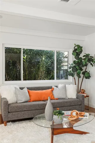 $1,599,000 | 2722 Spreckels Lane, Redondo Beach, CA 90278