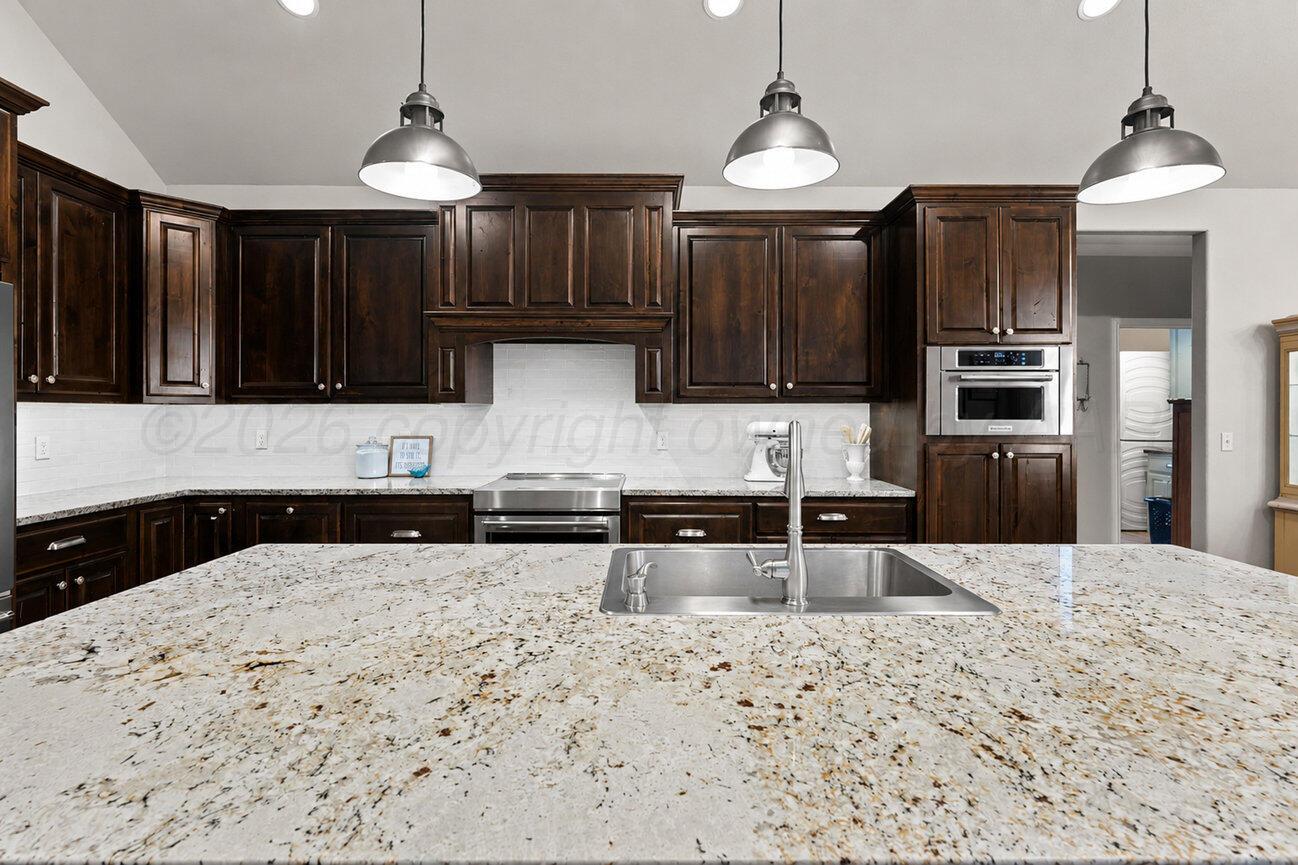 7410 Rochester Drive Amarillo, TX 79118 - Photo 12 of 60 Kitchen