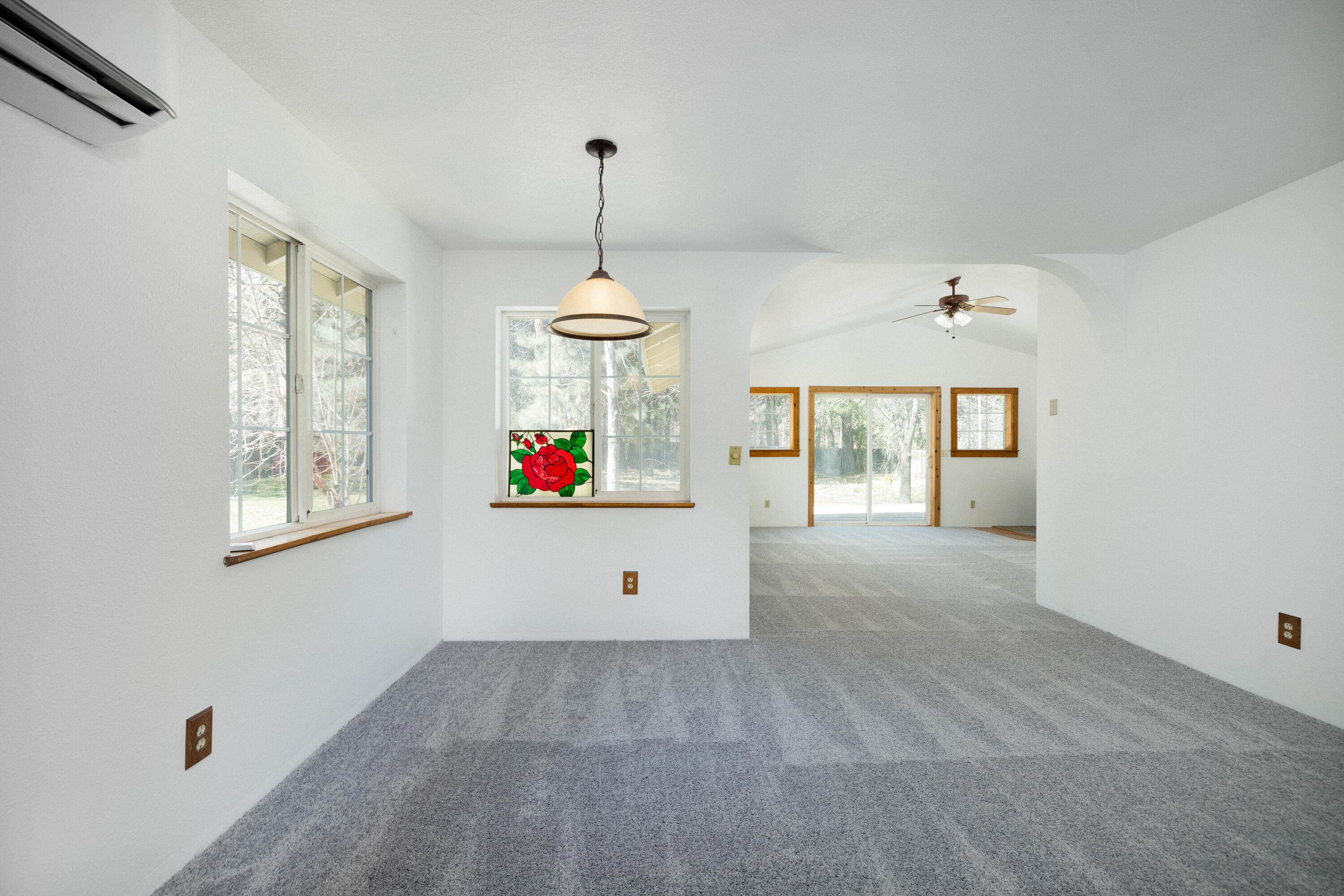 60195 Agate Road Bend, OR 97702 - Photo 8 of 37 60195 Agate Rd 9 of 33