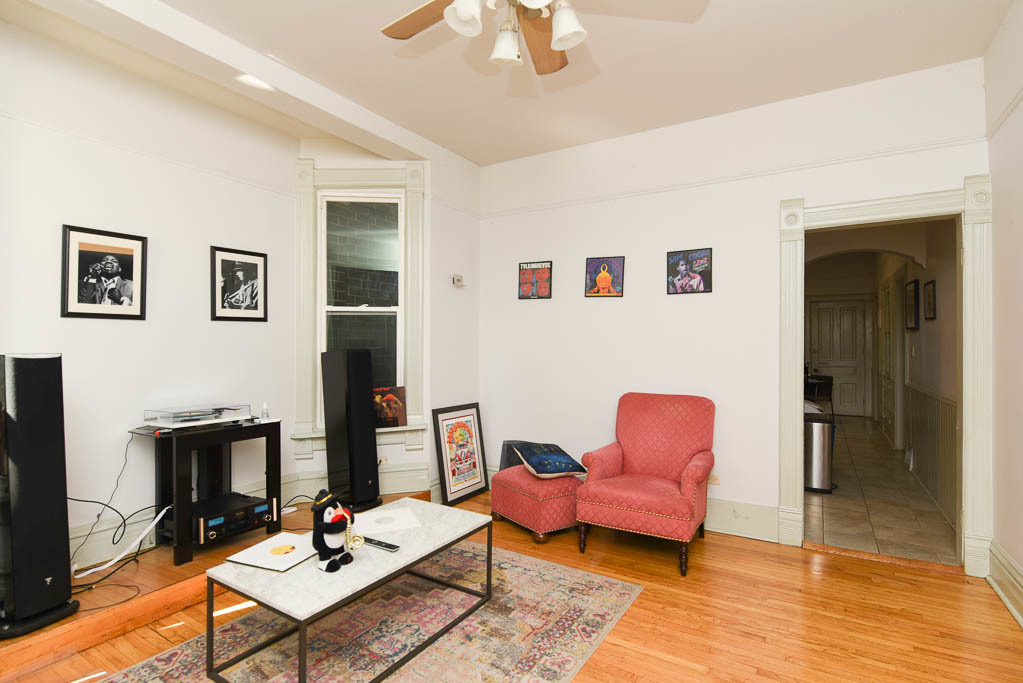 3222 North Racine Avenue, Unit 1 Chicago, IL 60657 - Photo 8 of 20