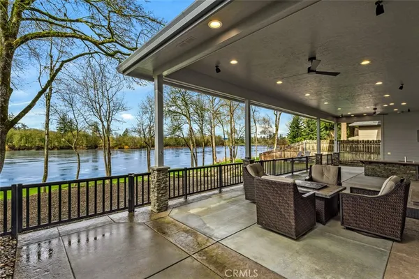 $1,299,000 | 3925 Rivercrest Drive North, Salem, OR 97303