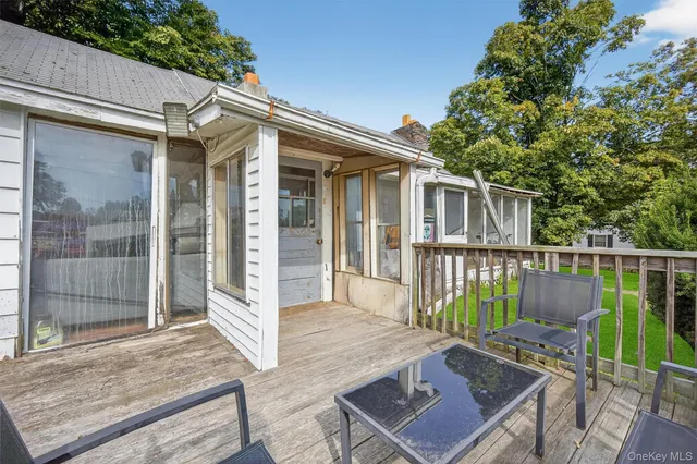 $263,000 | 15 Dachenhausen Lane, Ruby, NY 12475