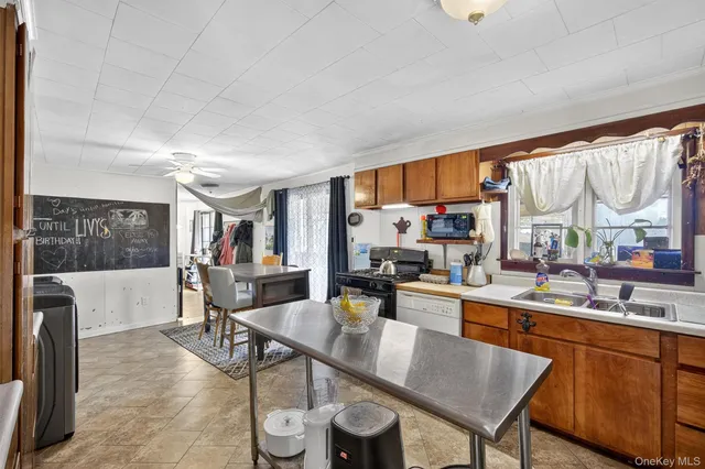 $263,000 | 15 Dachenhausen Lane, Ruby, NY 12475