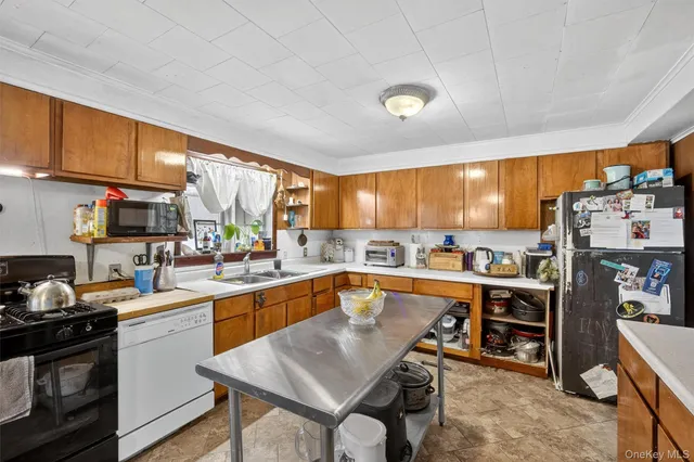 $263,000 | 15 Dachenhausen Lane, Ruby, NY 12475