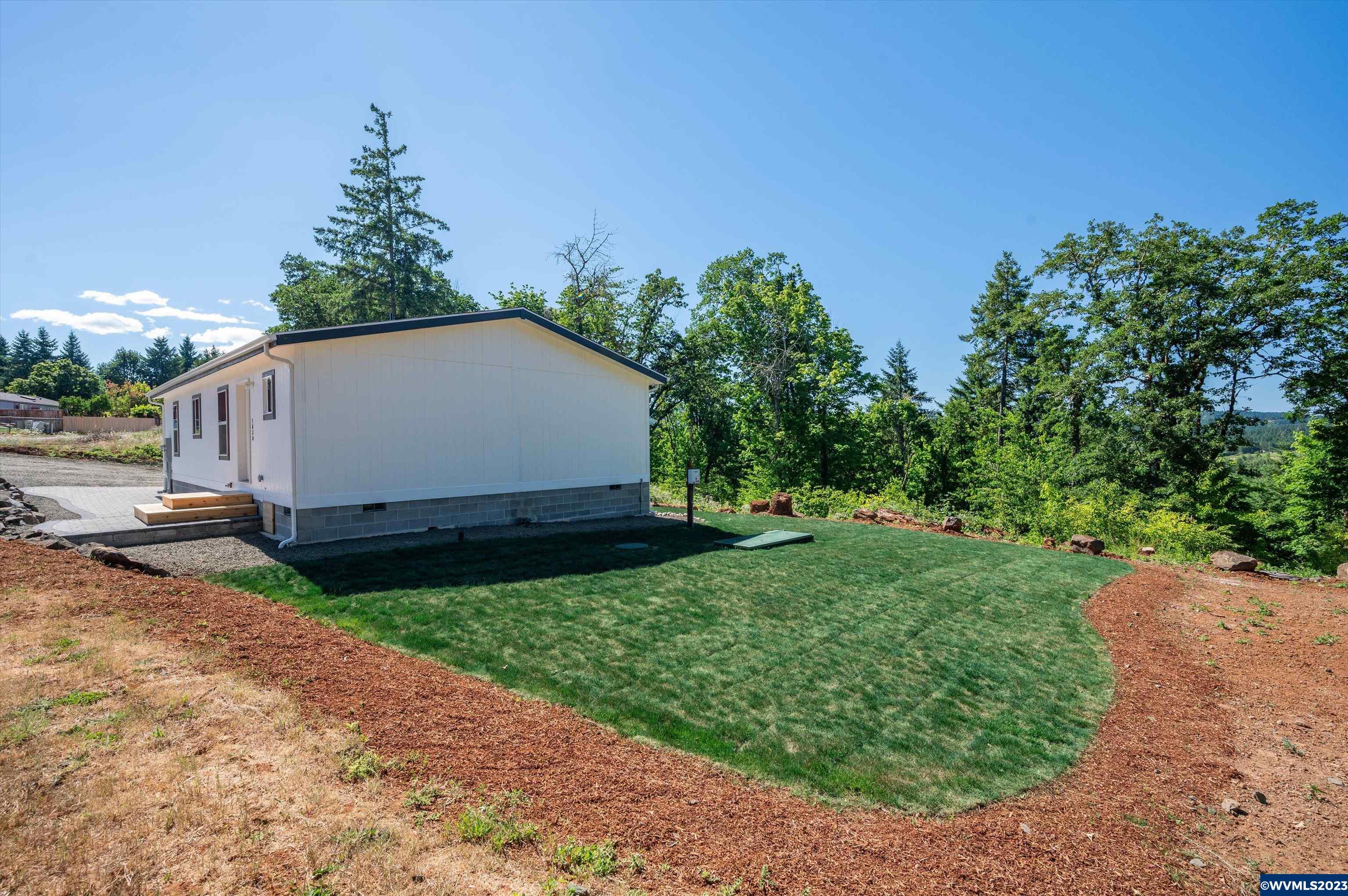 1630 Southwest Clay Street Dallas, OR 97338 - Photo 9 of 36