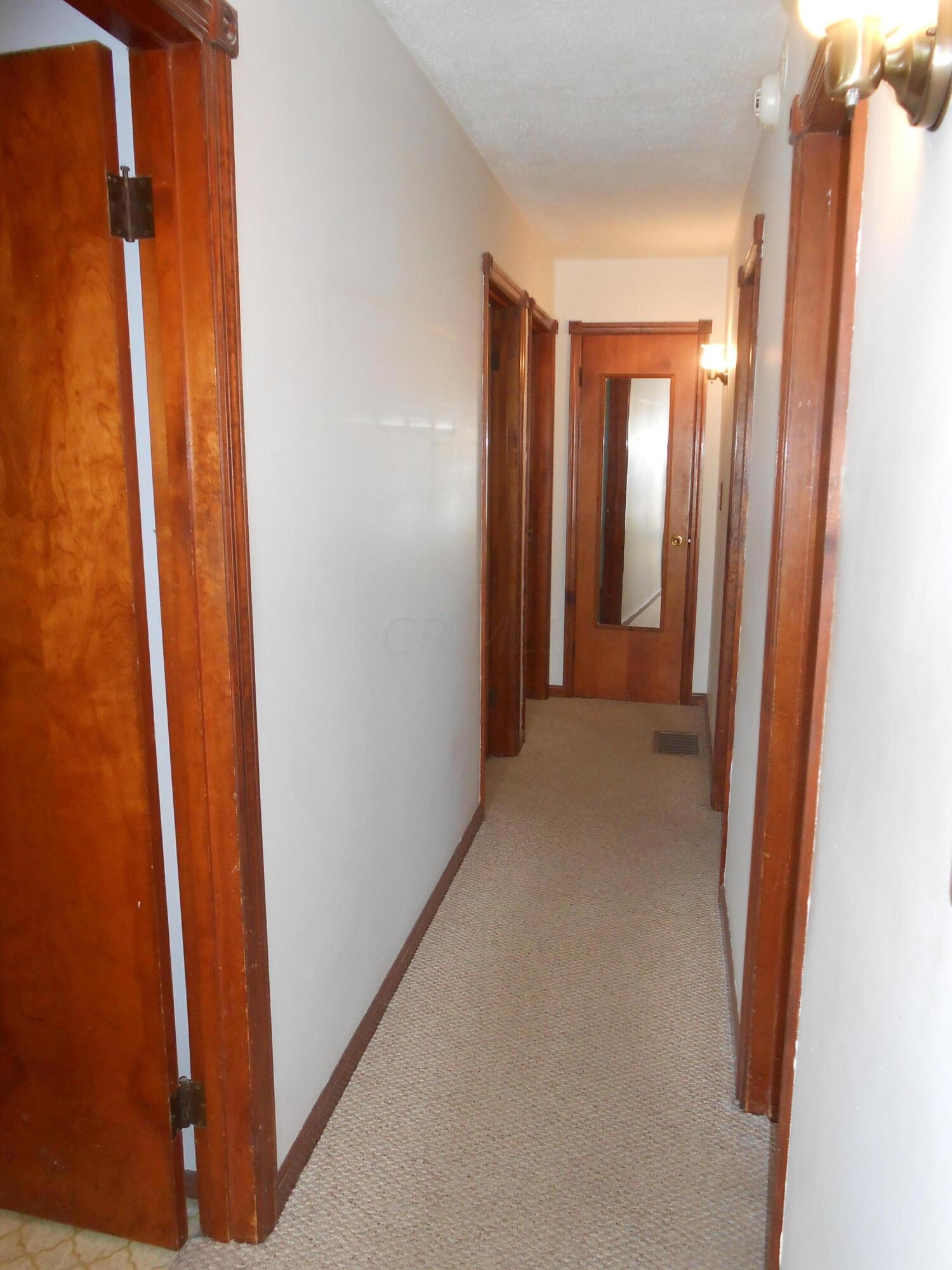 7077 Fairmount Road Newark, OH 43056 - Photo 9 of 25 DSCN9547