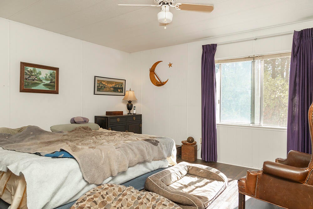 1018 Thompson Creek Road Selma, OR 97538 - Photo 19 of 37 17