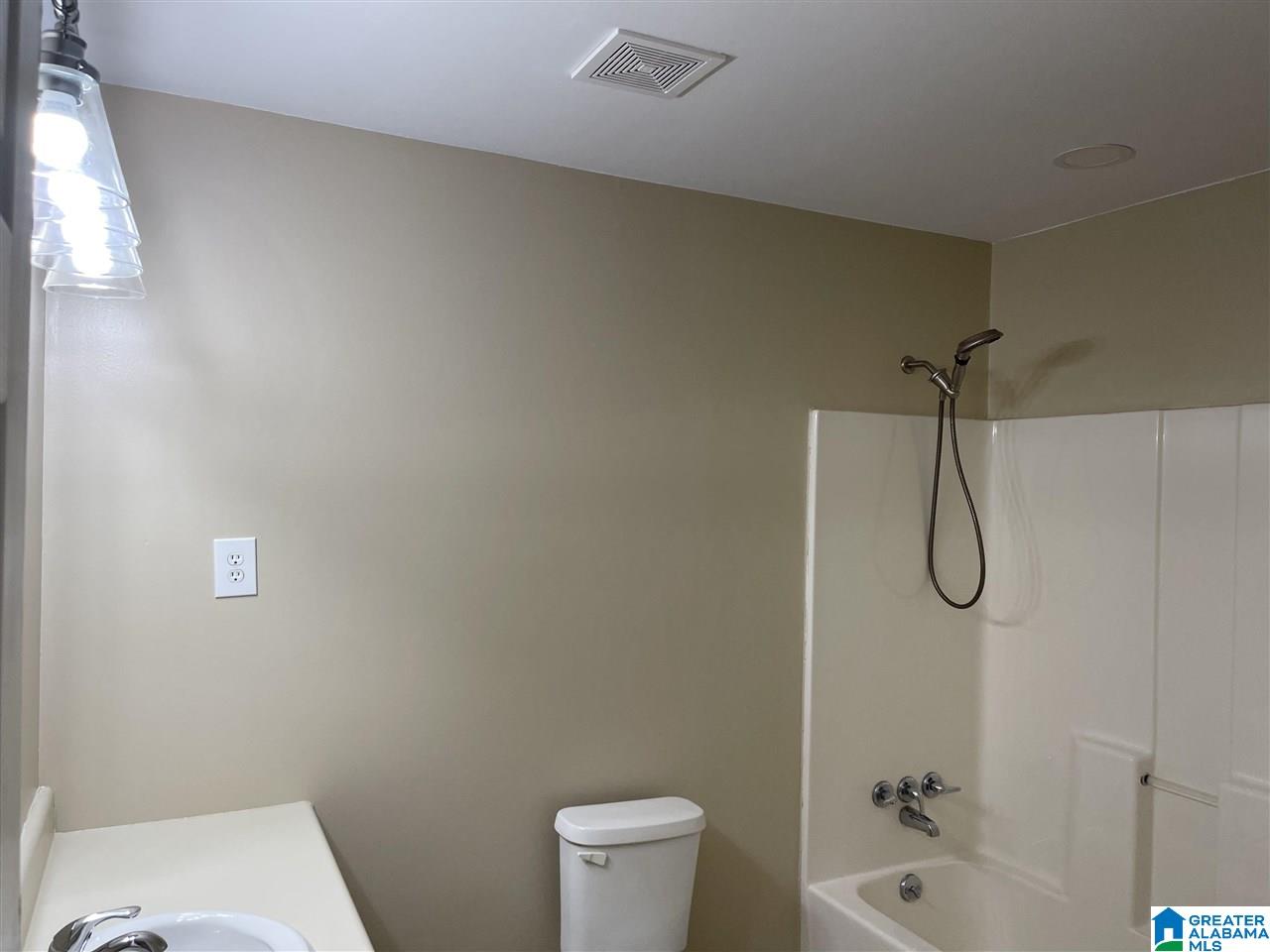 317 12th Street Pleasant Grove, AL 35127 - Photo 10 of 32