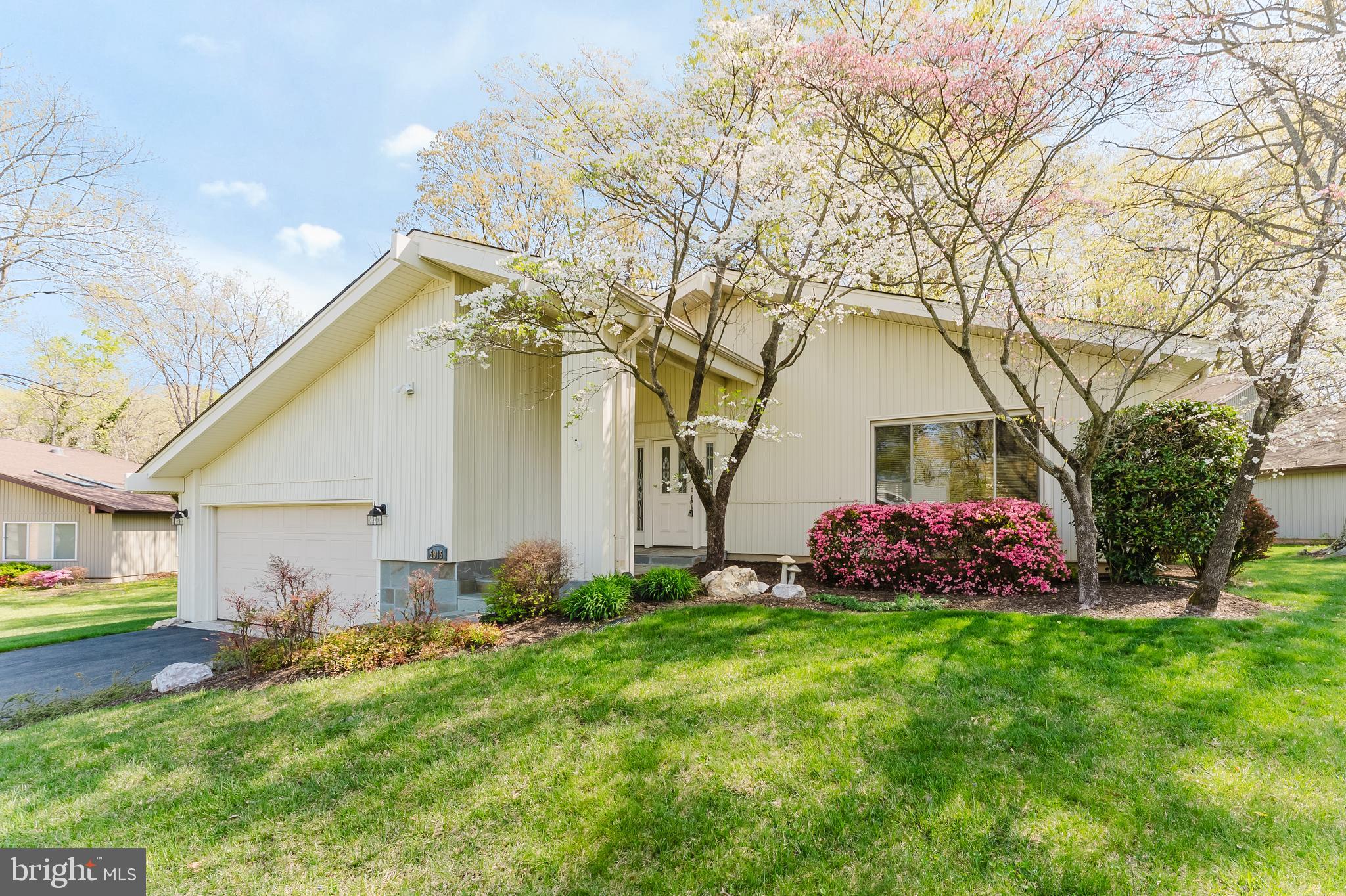 5915 Lovejoy Court Springfield, VA 22152 - Photo 8 of 55