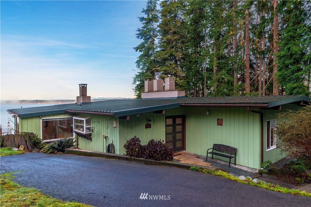 4855 Saratoga Road Langley, WA 98260 - Photo 3 of 40 Gallery Image 3