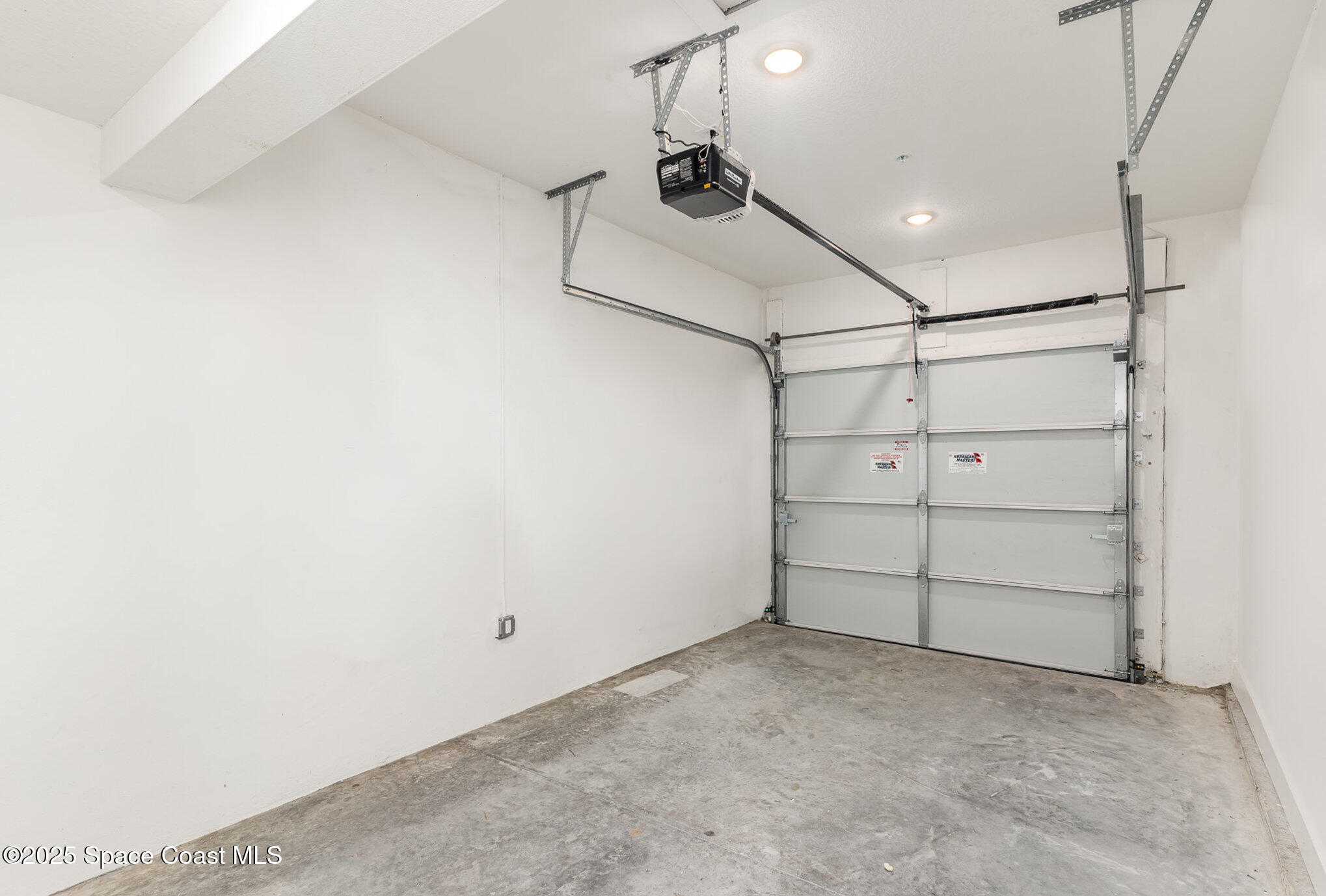 1635 Par Street Northeast, Unit 2103 Palm Bay, FL 32905 - Photo 27 of 36 a view of a garage