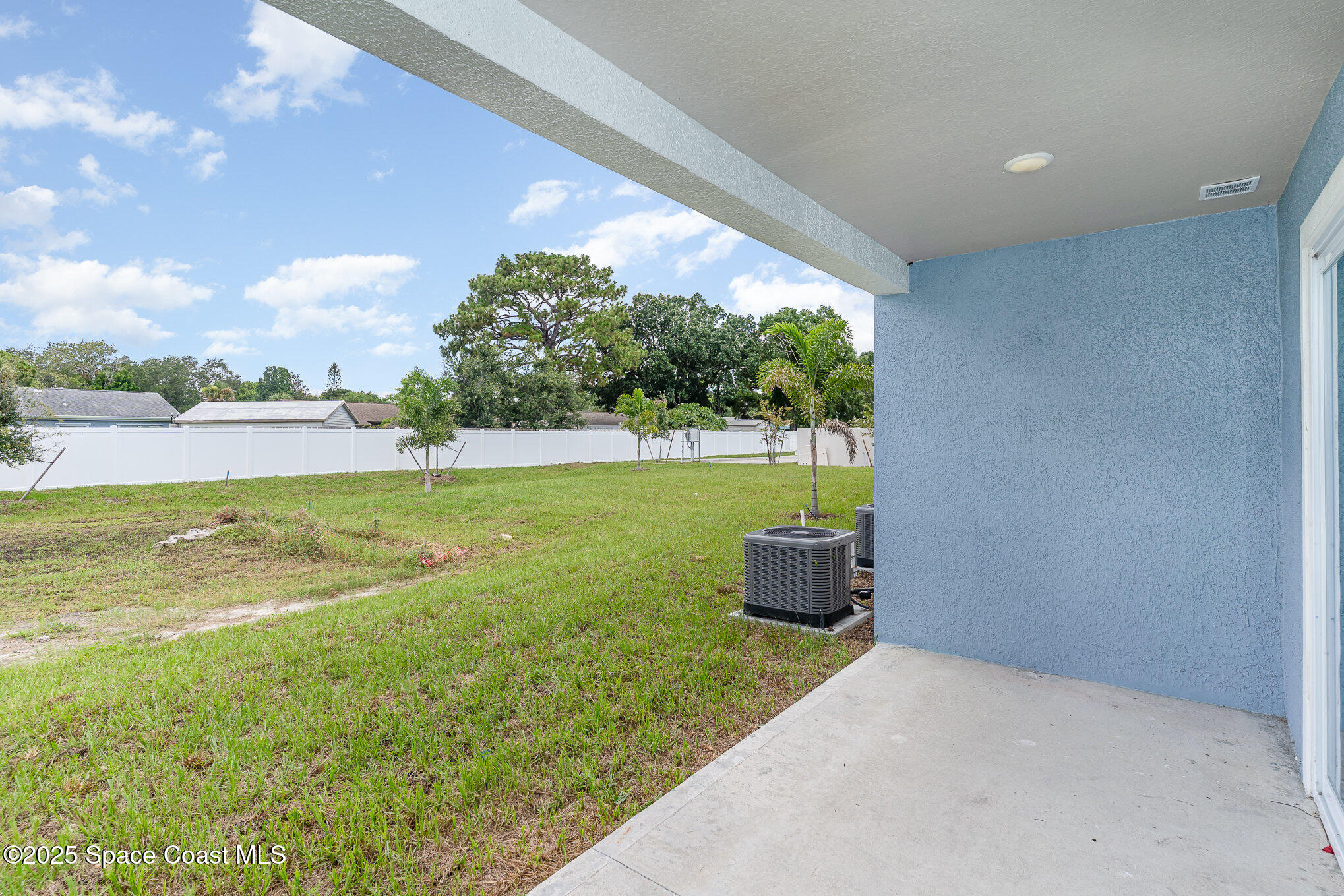 1635 Par Street Northeast, Unit 2103 Palm Bay, FL 32905 - Photo 28 of 36 a view of an outdoor space and a lake view