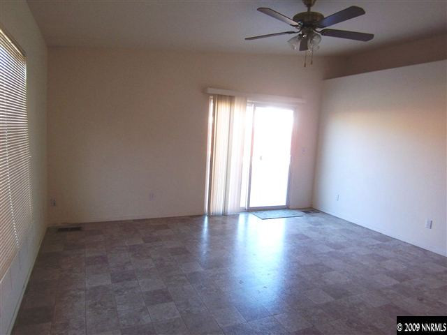 17625 Mayfield Court Reno, NV 89508 - Photo 3 of 9 Photo 3
