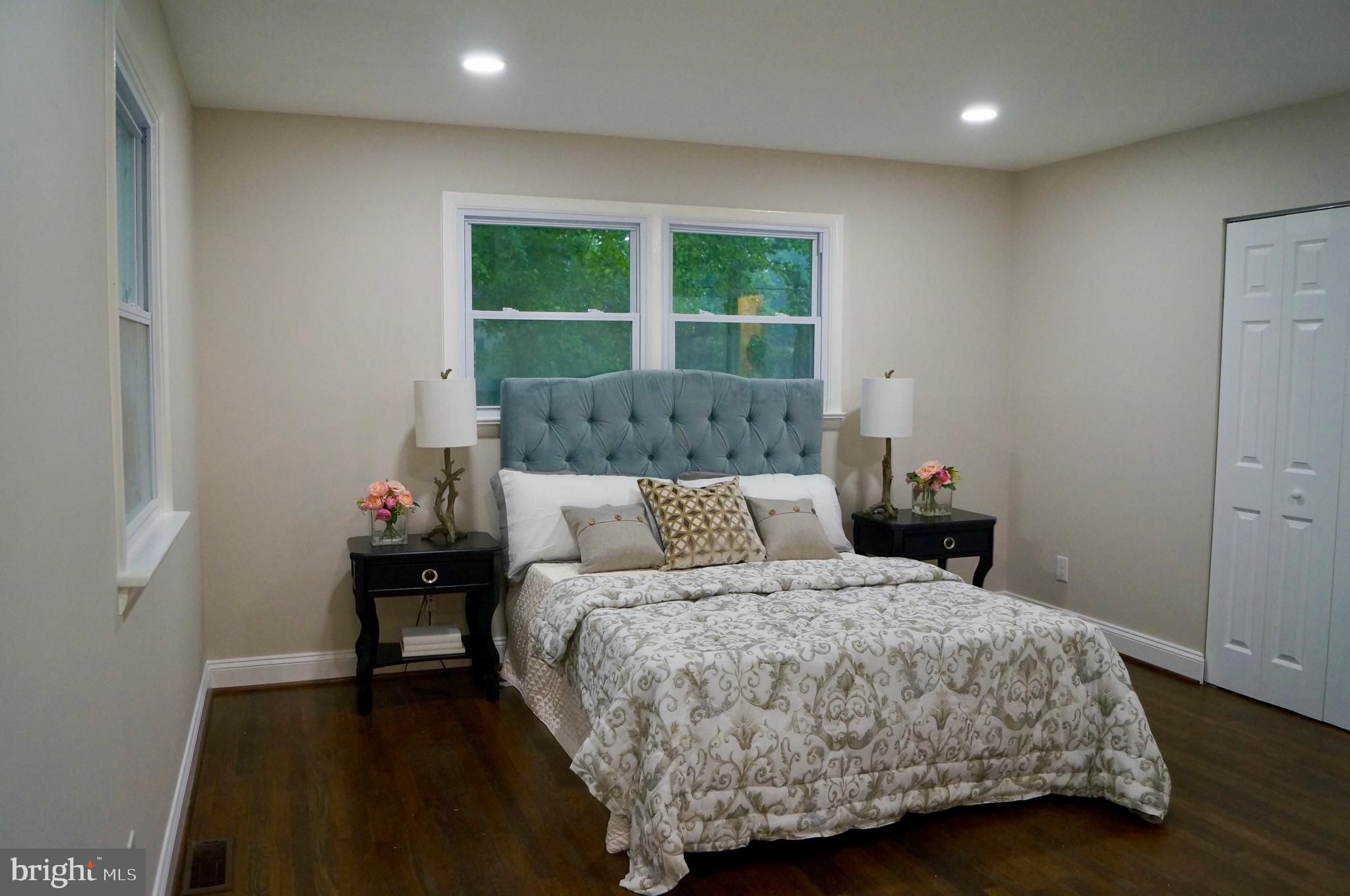 3429 Hazelwood Road Edgewater, MD 21037 - Photo 7 of 15 Master Bedroom