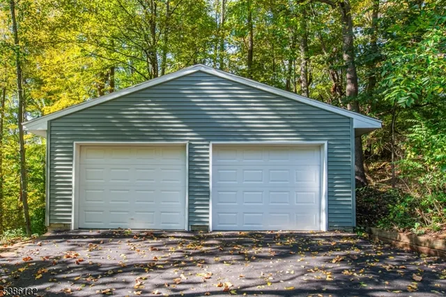a view of a yard with an trees