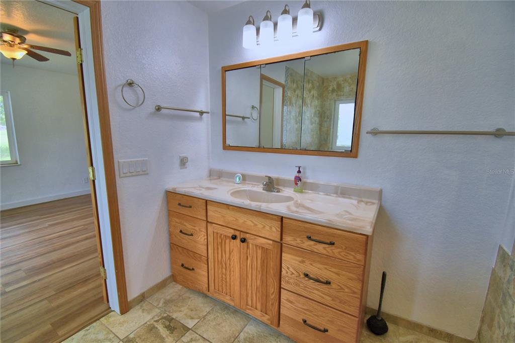 1380 Lucerne Loop Road Northeast Winter Haven, FL 33881 - Photo 29 of 68 Gallery Image 29