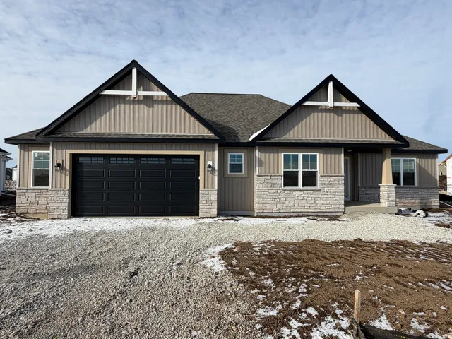 $539,900 | 1710 Whalen Drive, Oconomowoc, WI 53066