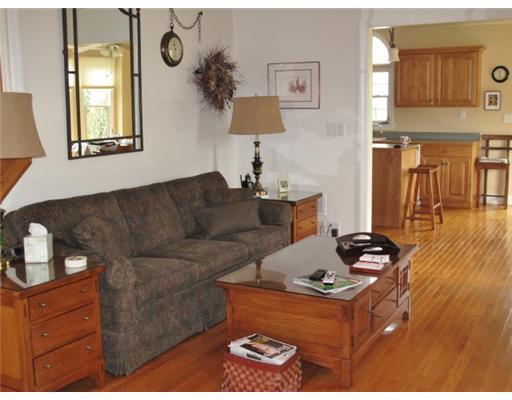 60 Baker Road McDonald, PA 15057 - Photo 4 of 18 Family Room.