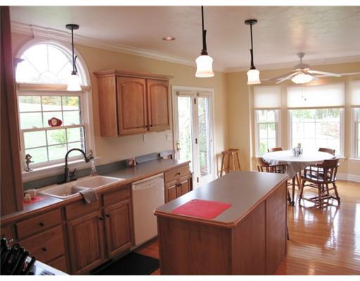 60 Baker Road McDonald, PA 15057 - Photo 6 of 18 Kitchen.