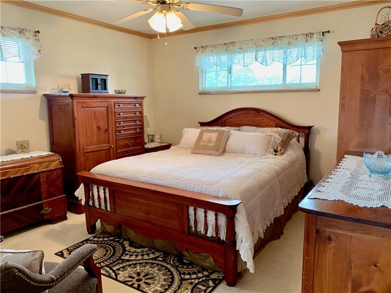 277 Coraopolis Road Coraopolis, PA 15108 - Photo 11 of 24 Gallery Image 11