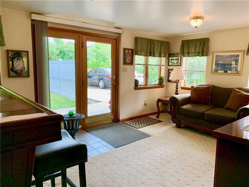 277 Coraopolis Road Coraopolis, PA 15108 - Photo 18 of 24 Gallery Image 18