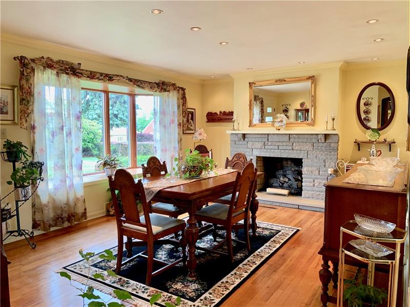 277 Coraopolis Road Coraopolis, PA 15108 - Photo 4 of 24 Gallery Image 4