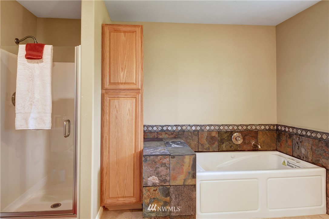 22775 Franklin Road Mount Vernon, WA 98273 - Photo 16 of 20 Gallery Image 16