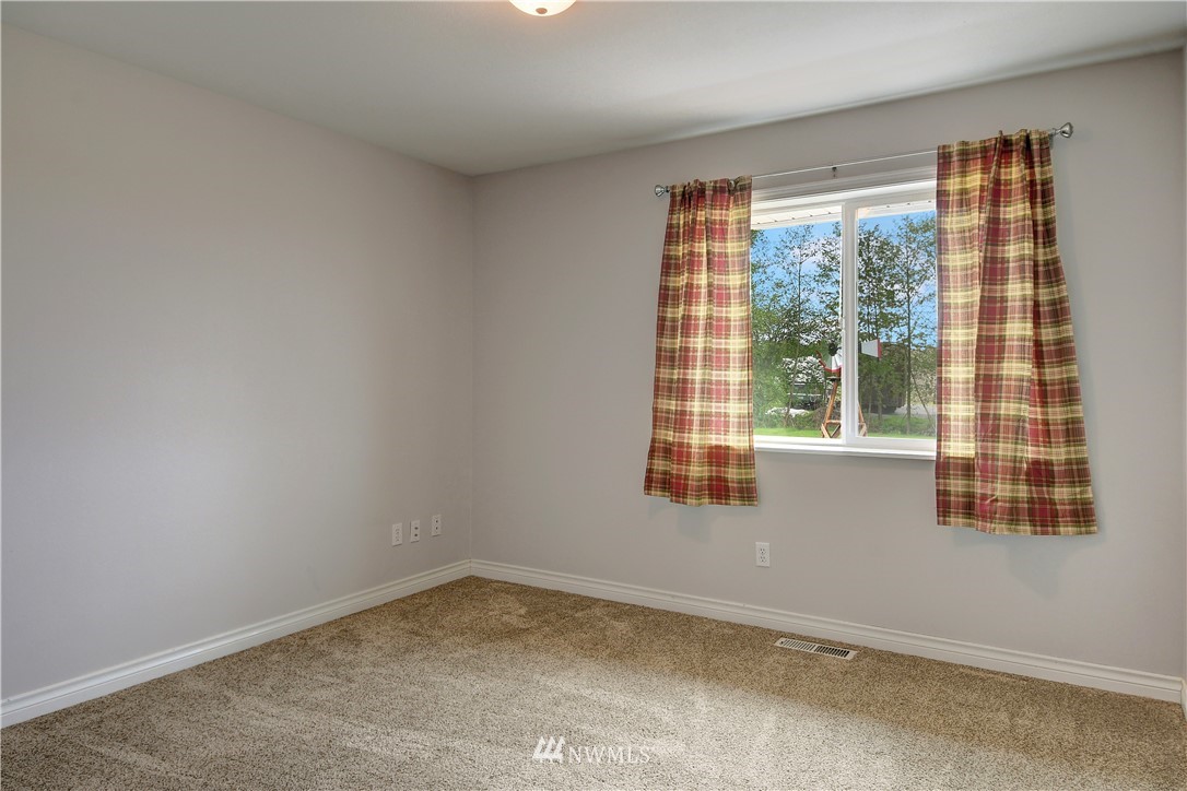 22775 Franklin Road Mount Vernon, WA 98273 - Photo 17 of 20 Gallery Image 17