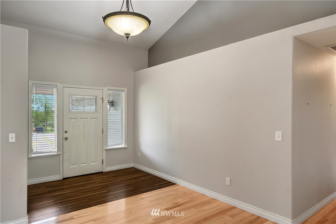 22775 Franklin Road Mount Vernon, WA 98273 - Photo 8 of 20 Gallery Image 8