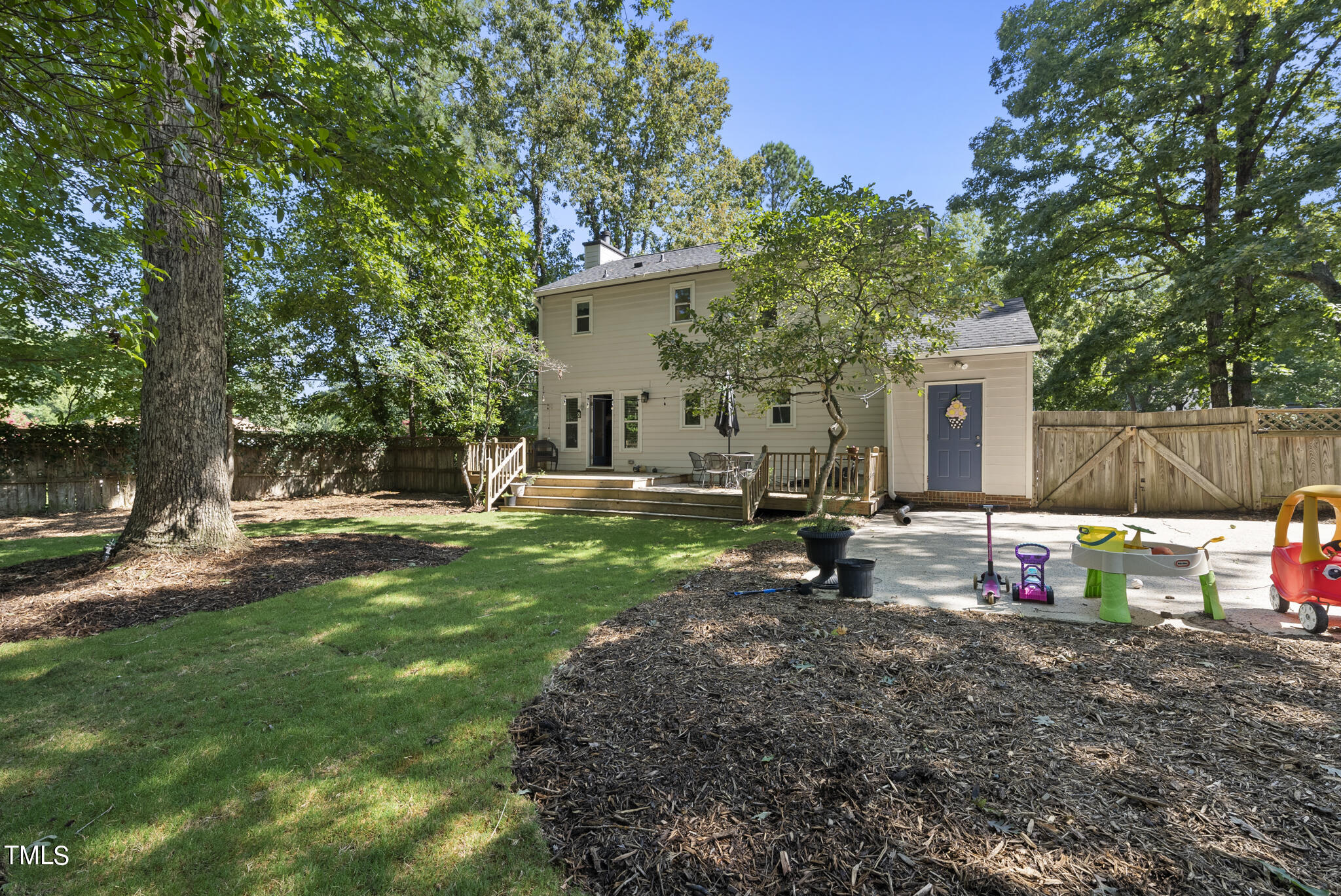 100 Brandywine Drive Raleigh, NC 27607 - Photo 24 of 27 DSC05367