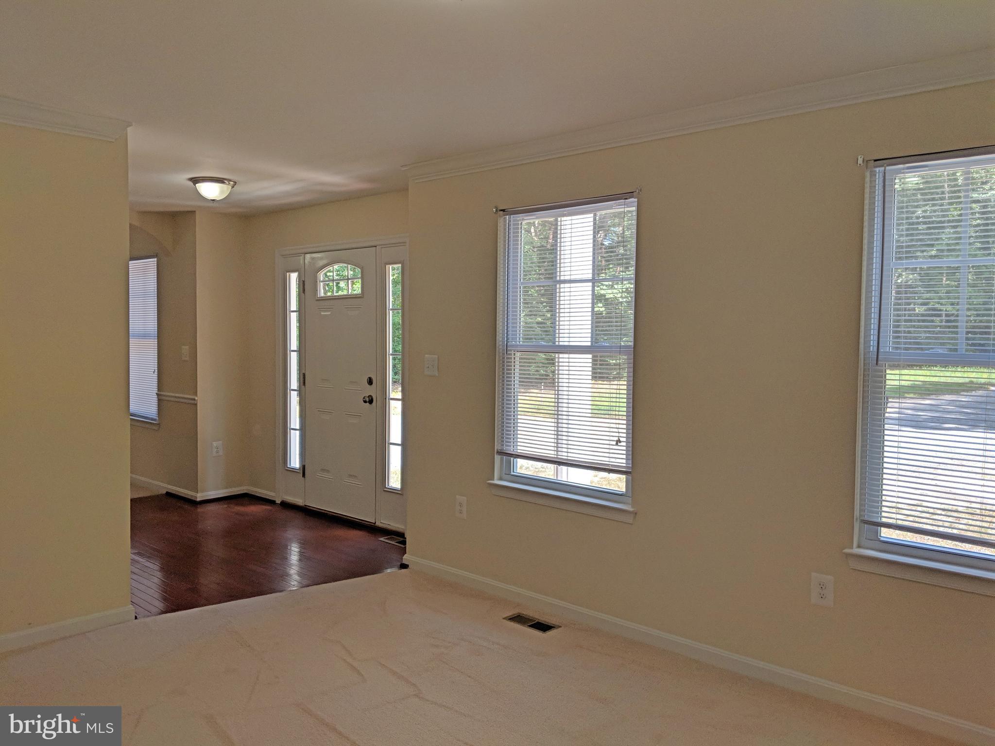 8371 Dahlgren Road King George, VA 22485 - Photo 4 of 29 Living Room