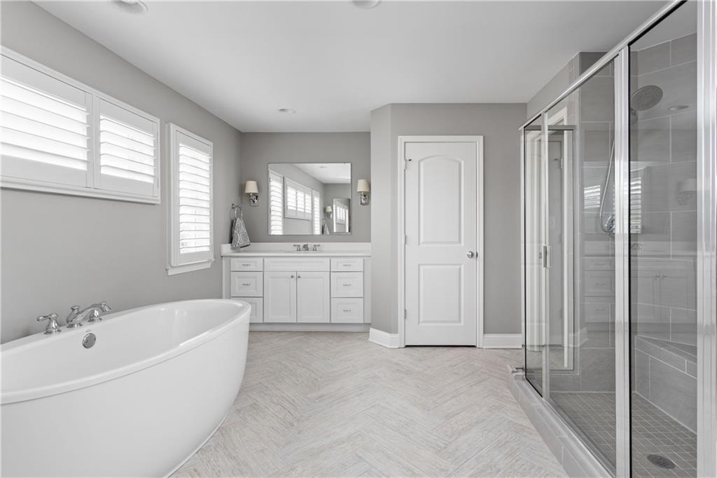 3891 Pelham Road Carmel, IN 46074 - Photo 23 of 47 Gallery Image 23