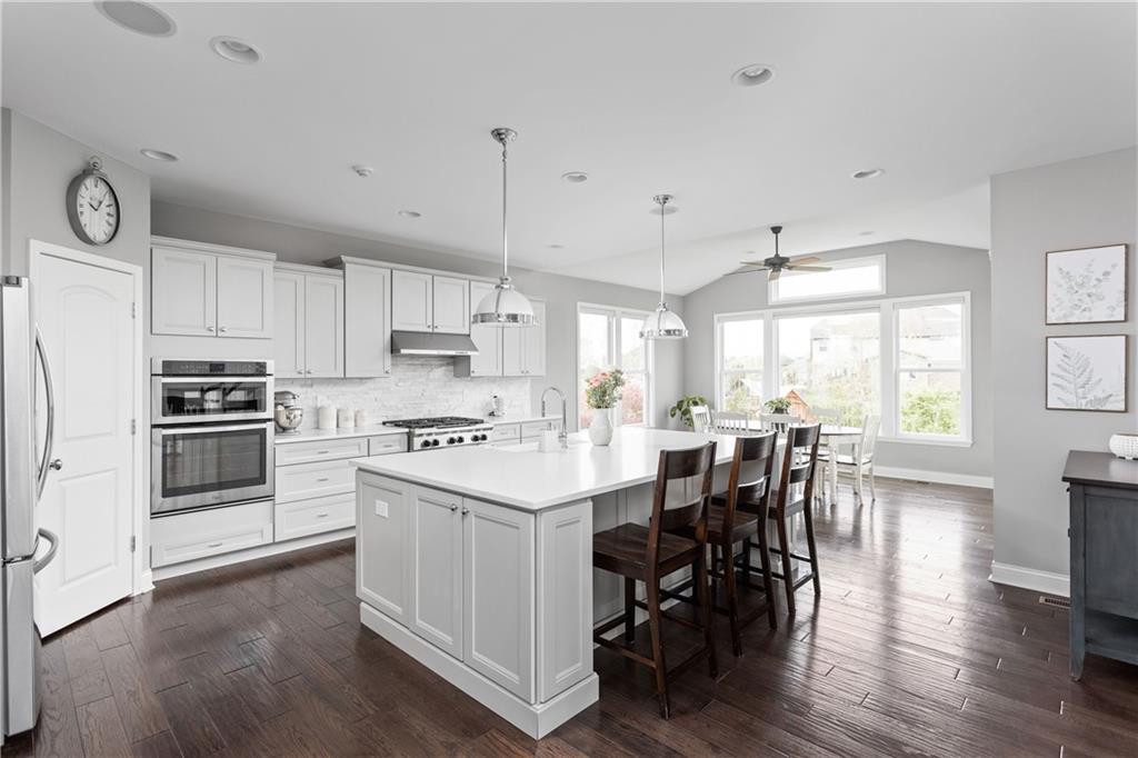 3891 Pelham Road Carmel, IN 46074 - Photo 4 of 47 Gallery Image 4