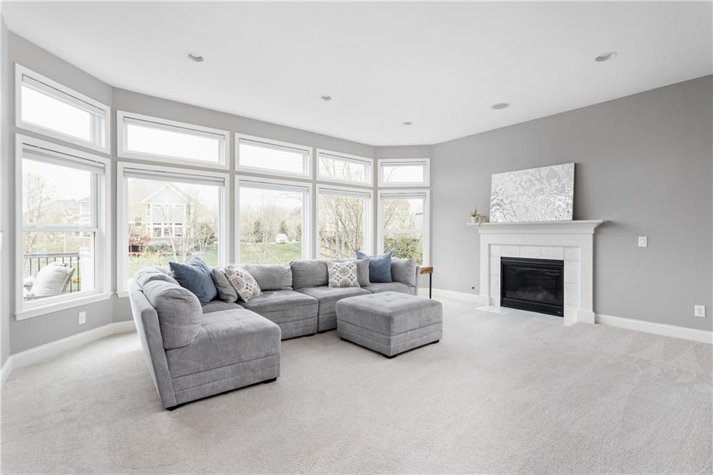 3891 Pelham Road Carmel, IN 46074 - Photo 10 of 47 Gallery Image 10