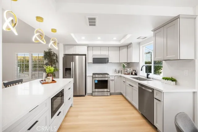 $1,428,000 | 22976 Broadleaf, Lake Forest, CA 92630