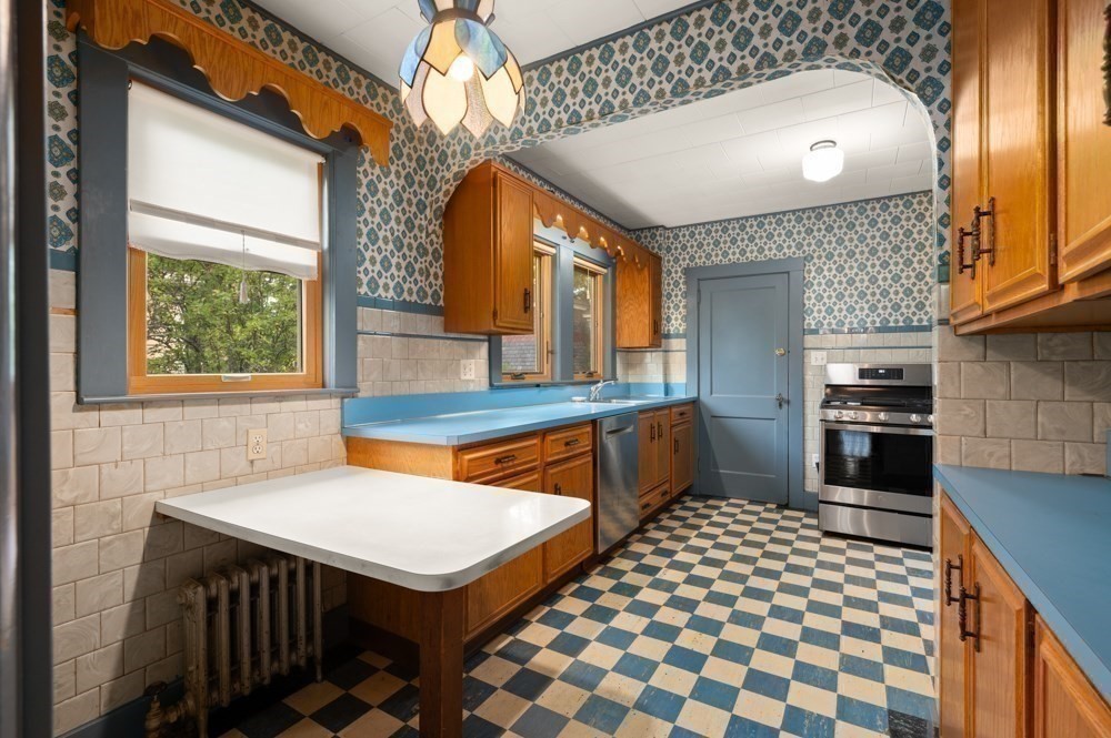 20-22 Franklin Street Watertown, MA 02472 - Photo 11 of 38