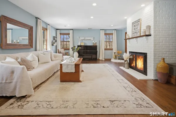 $1,299,000 | 126 Rolling Hills Drive, Fairfield, CT 06824