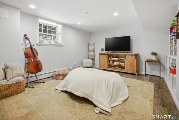 $1,299,000 | 126 Rolling Hills Drive, Fairfield, CT 06824