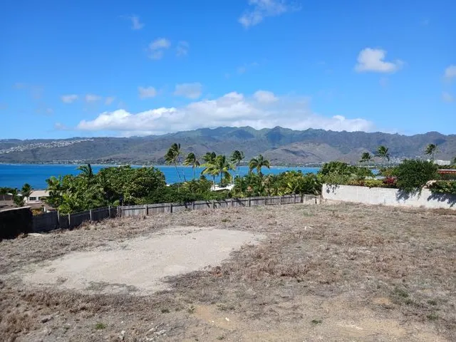 $4,500,000 | 100 Lumahai Street, Honolulu, HI 96825