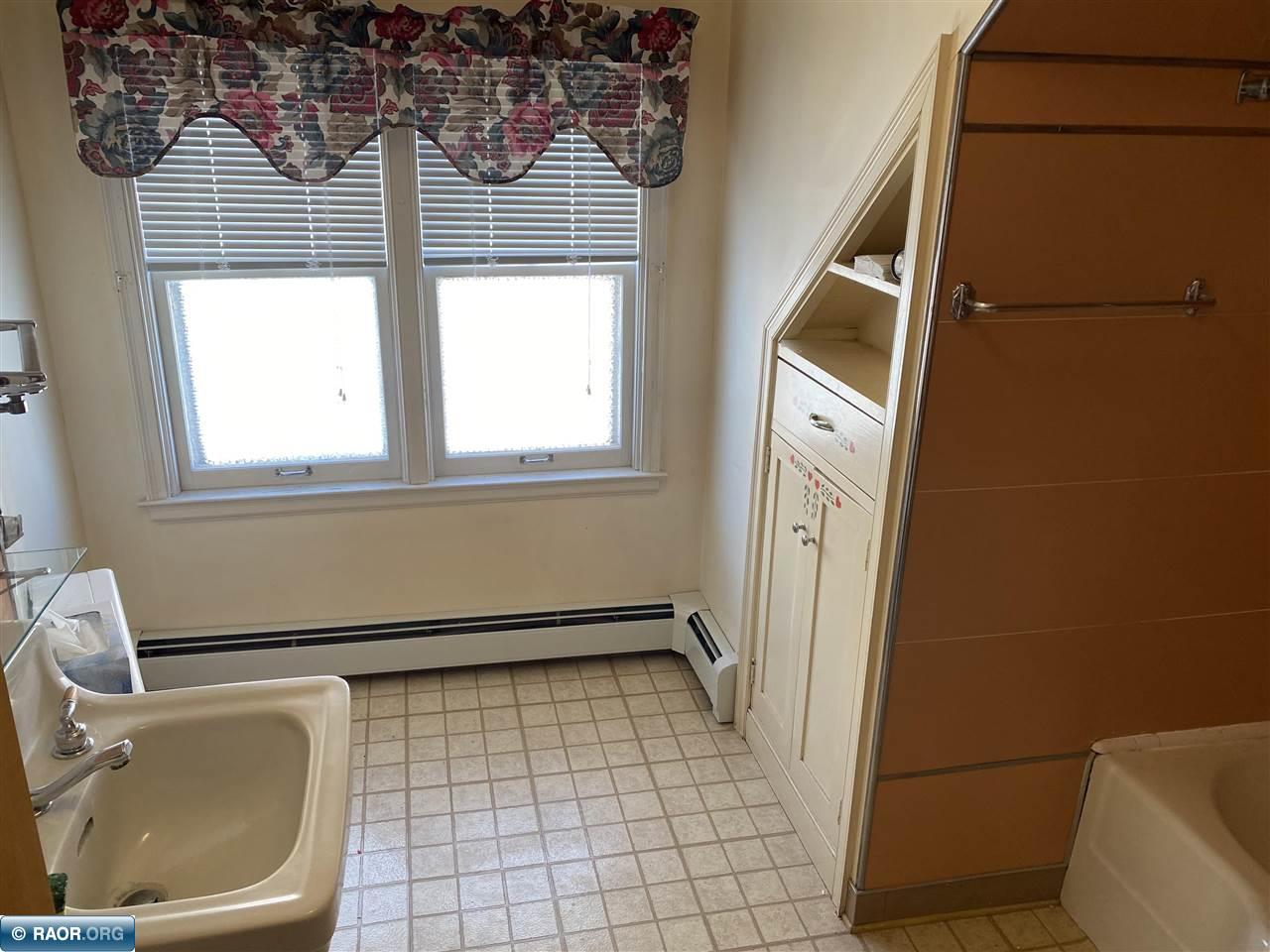 405 South 6th Street Virginia, MN 55792 - Photo 17 of 33