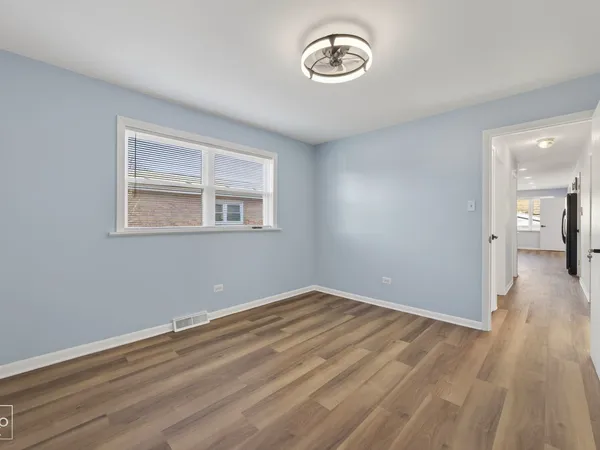 $399,900 | 10643 South 83rd Avenue, Palos Hills, IL 60465
