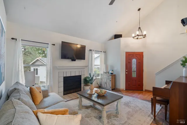 $675,000 | 121 Forno Way, Cotati, CA 94931